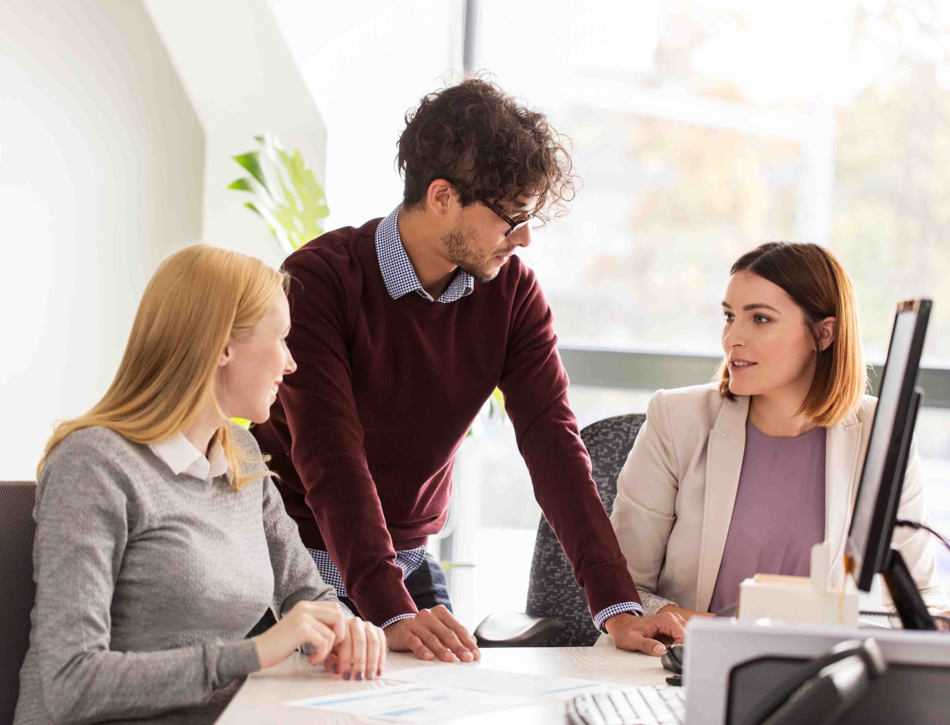 Zoho One Consulting Services: How Zoho Experts Help Businesses Automate, Integrate, and Scale