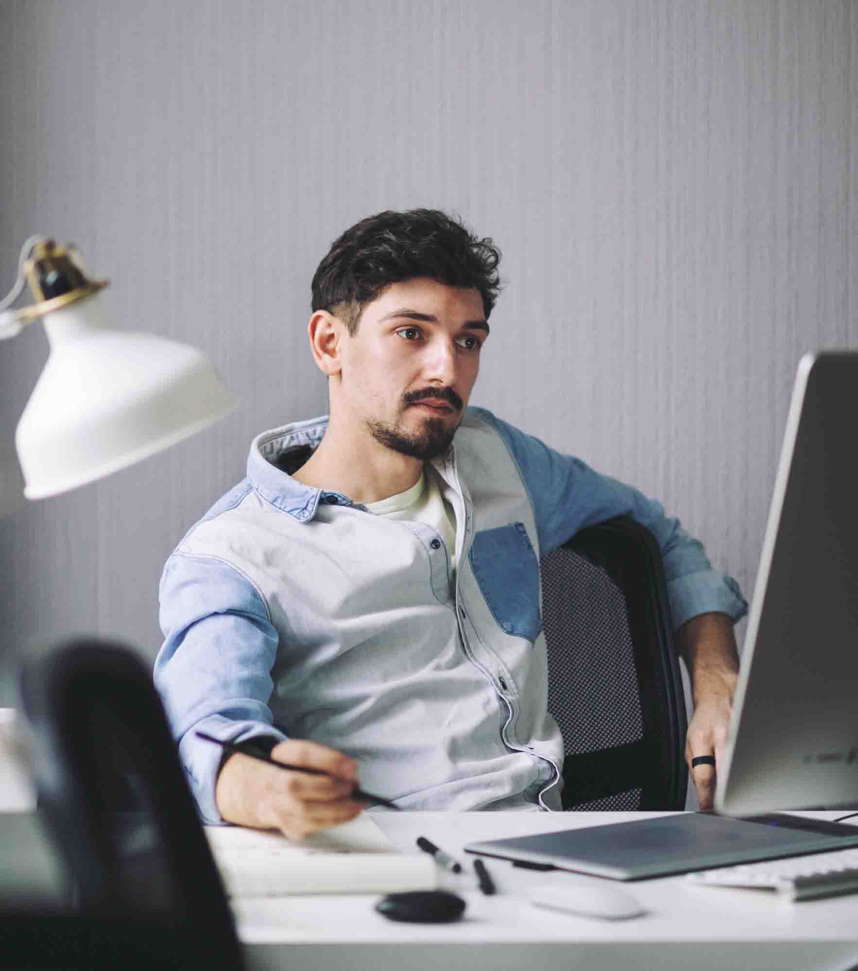 Why Zoho CRM Implementation Fails —And How Expert Consulting Solves Real Sales Problems